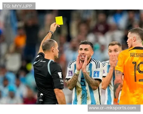 安德鲁·桑托斯防守大爆发：16次封堵全场最高，2次造黄牌震撼全场